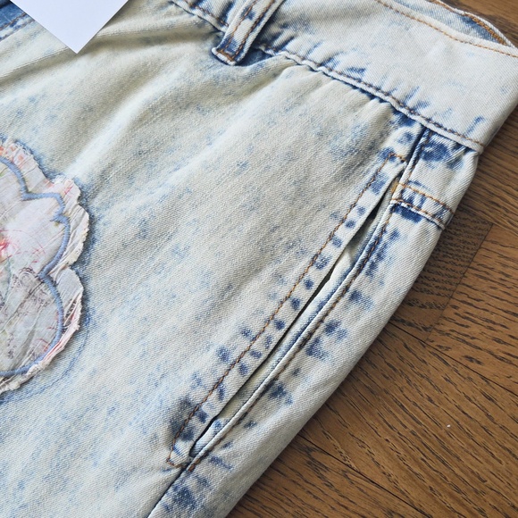 Flowe Power Jeans - Picture 5 of 6